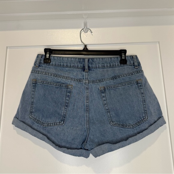 Edikted Jean Shorts - Picture 3 of 11
